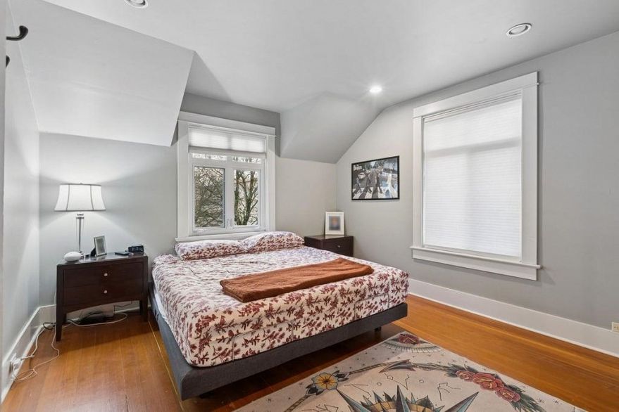 2075 W 48TH AVENUE, Vancouver BC V6M 2P4