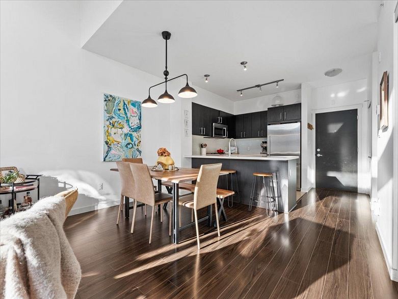 412 3163 Riverwalk Avenue