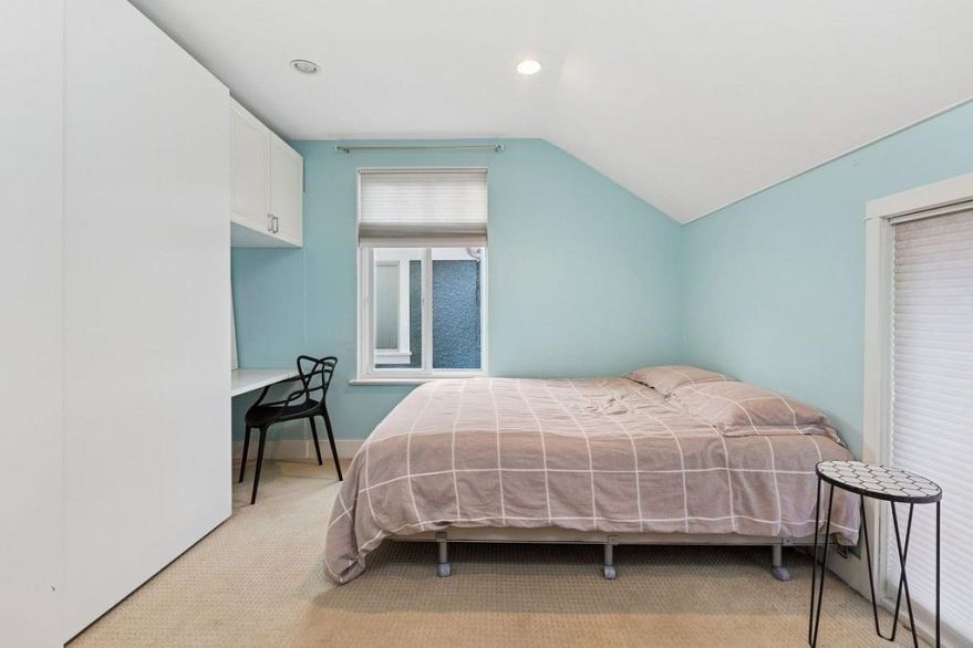 2075 W 48TH AVENUE, Vancouver BC V6M 2P4