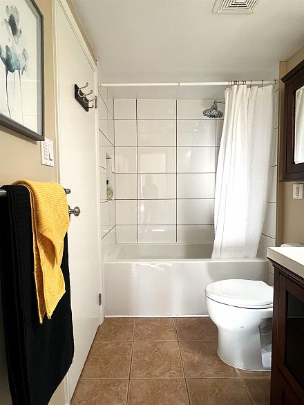 104 8775 Cartier Street