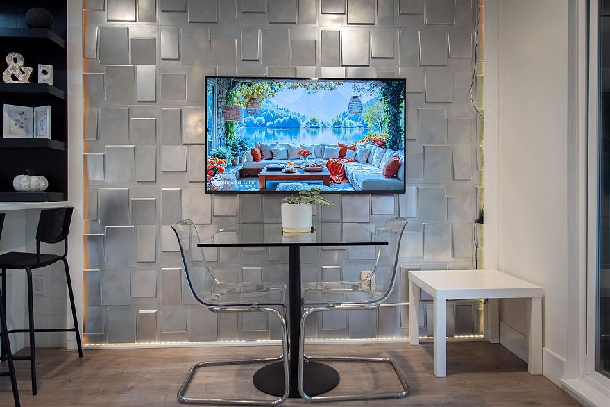 402 1718 Nelson Street