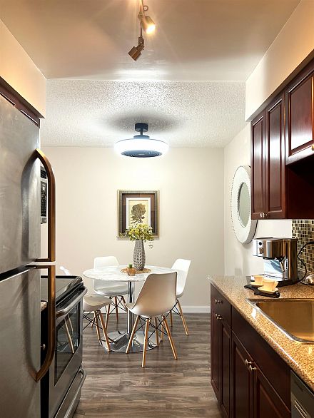 104 8775 Cartier Street