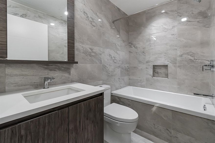 601 4240 Cambie Street