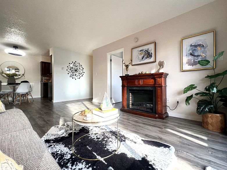 104 8775 Cartier Street