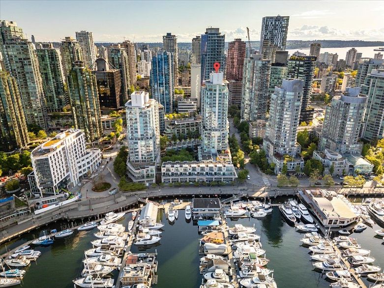 1008 590 Nicola Street