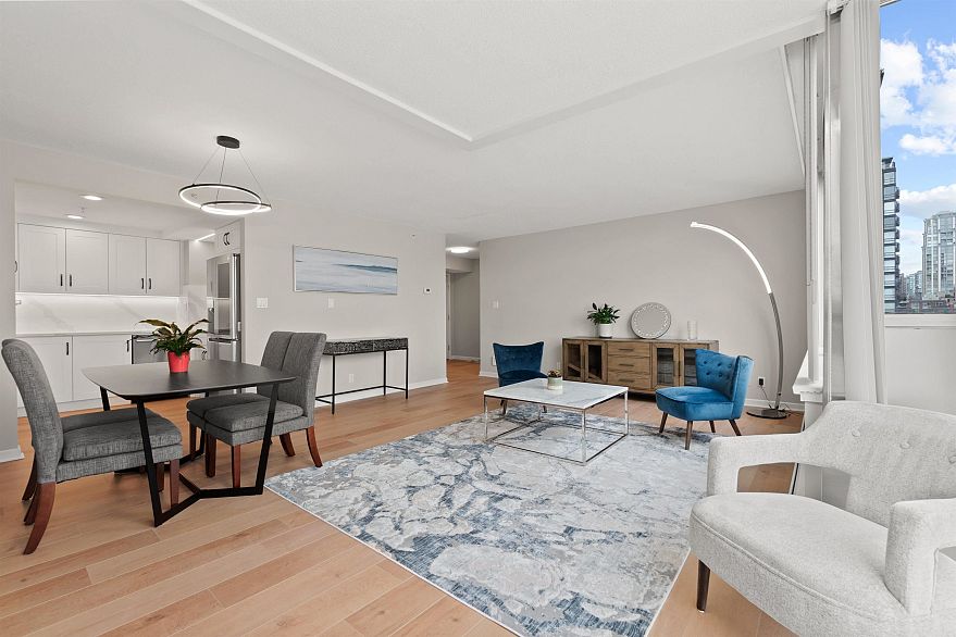 906 1288 Marinaside Crescent