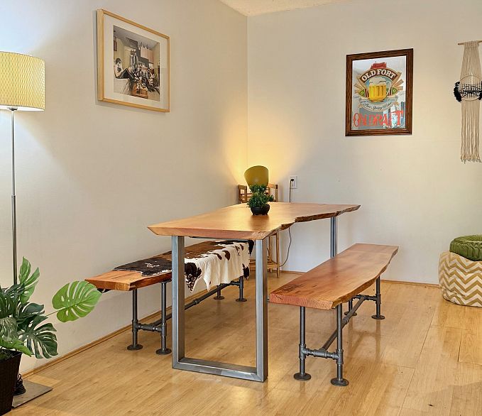 208 1516 Charles Street