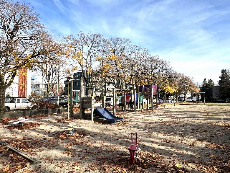 104 8775 Cartier Street