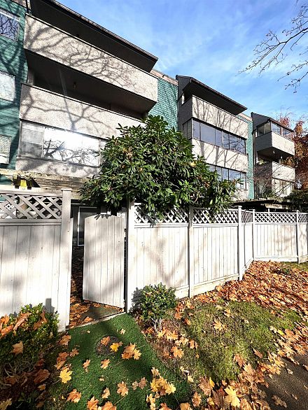 104 8775 Cartier Street