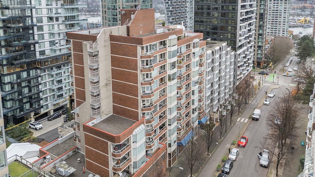 307 1330 Hornby Street