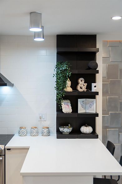 402 1718 Nelson Street