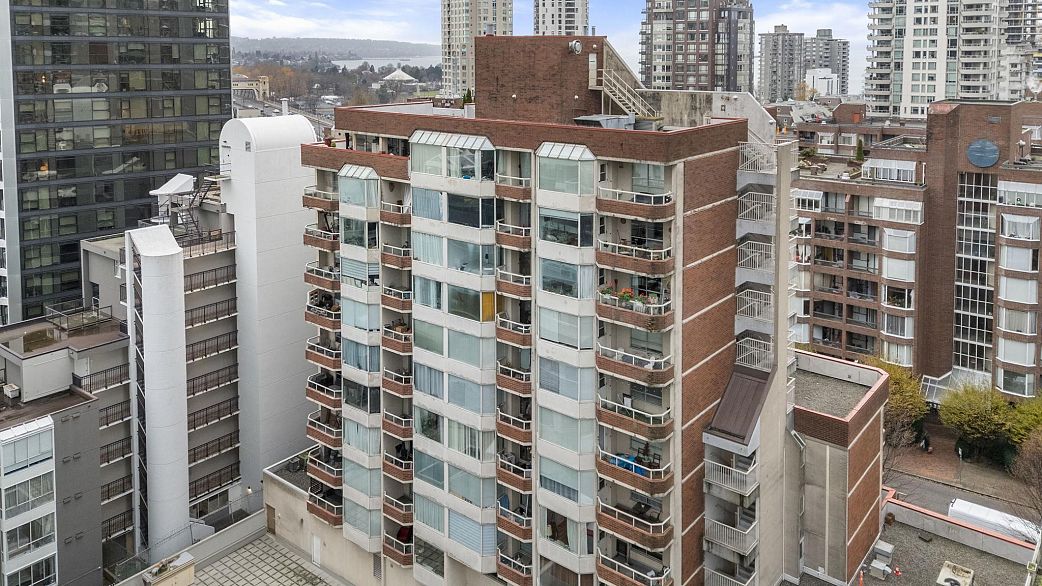 307 1330 Hornby Street