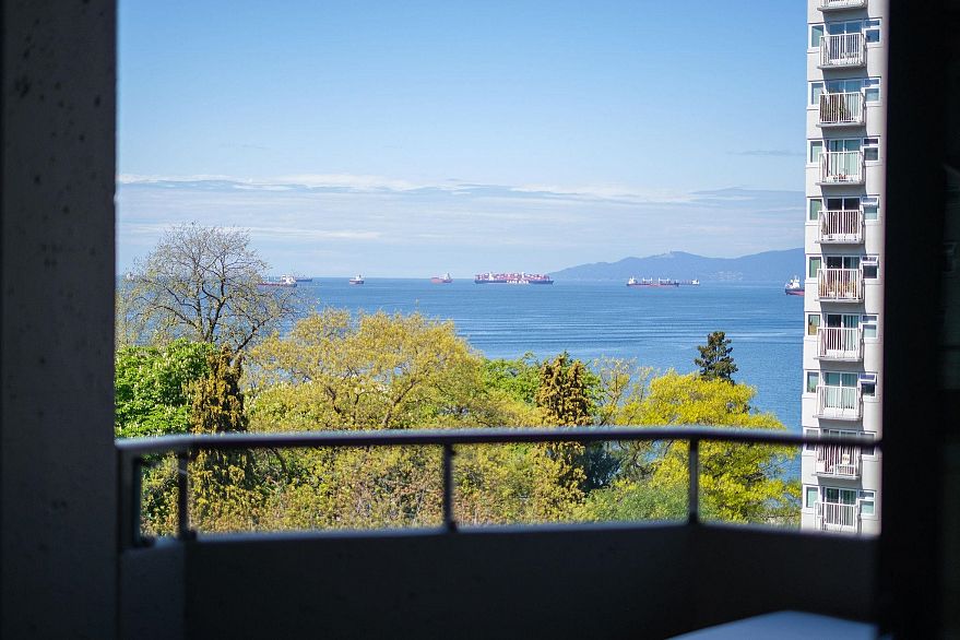 801 1236 Bidwell Street