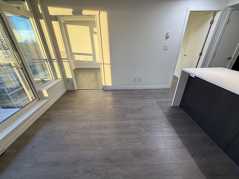 907 5665 Boundary Road