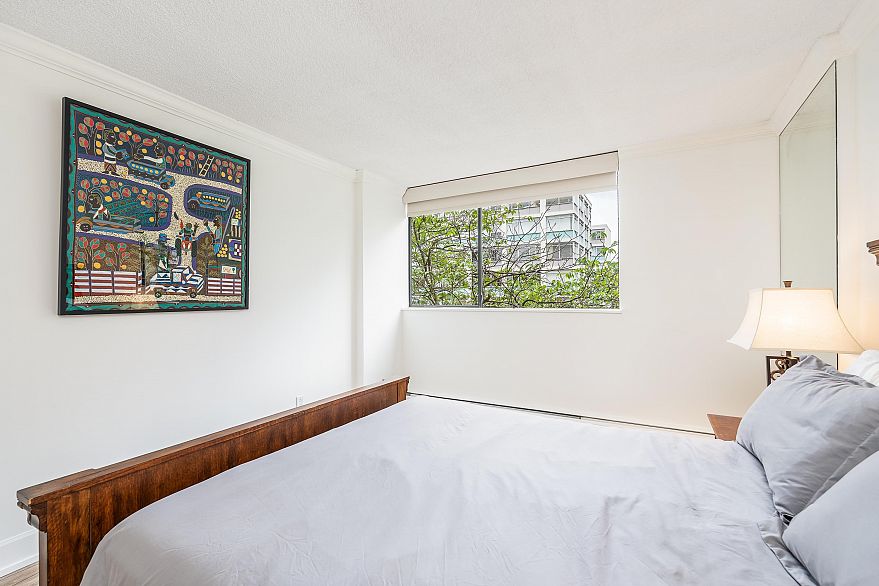 201 1995 Beach Avenue