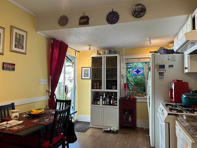 3474 Franklin Street