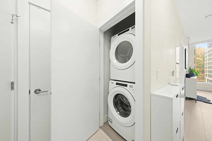 519 3438 Sawmill Crescent