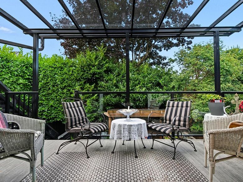 1645 Stephens Street