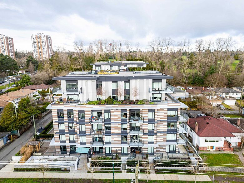 306 477 W 59th Avenue