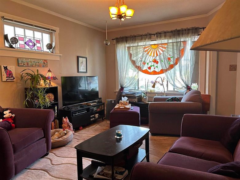 3474 Franklin Street