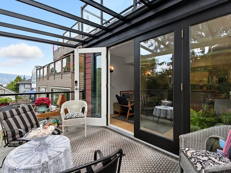 1645 Stephens Street