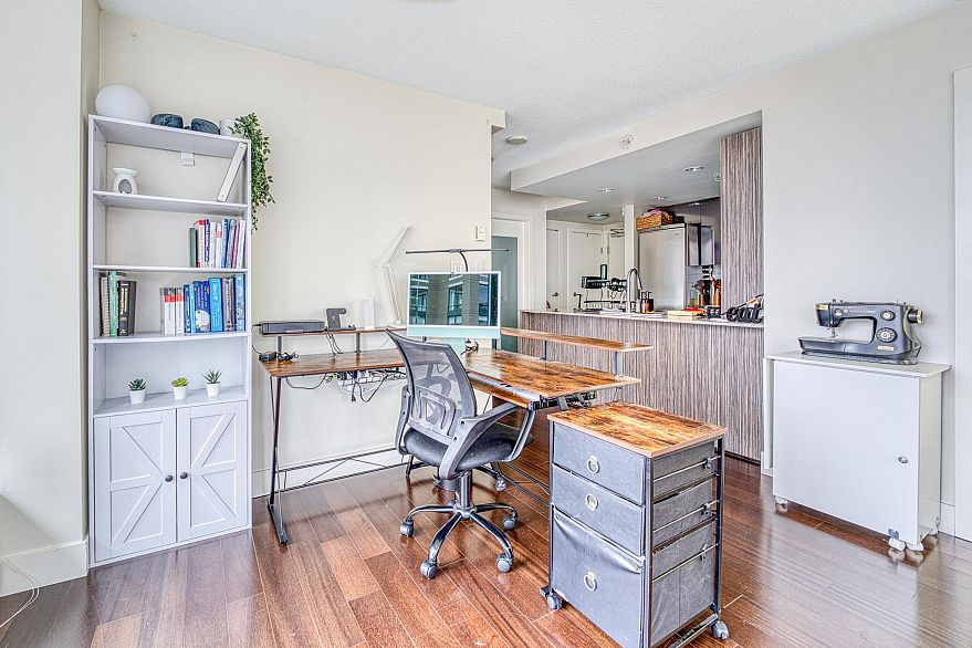 1807 1088 Richards Street