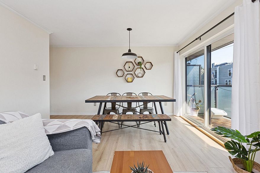 302 550 E 7th Avenue