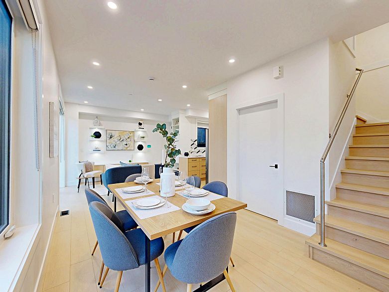 2 3425 Archimedes Street