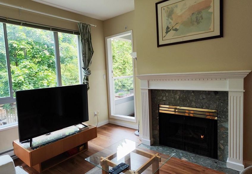 328 5735 Hampton Place