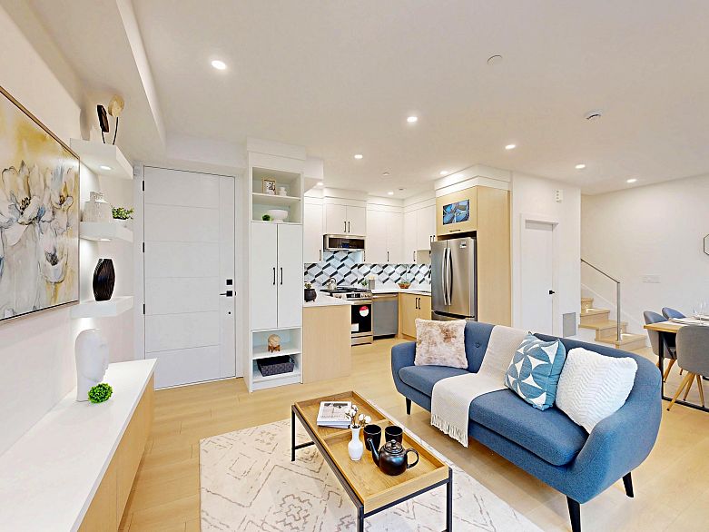 2 3425 Archimedes Street