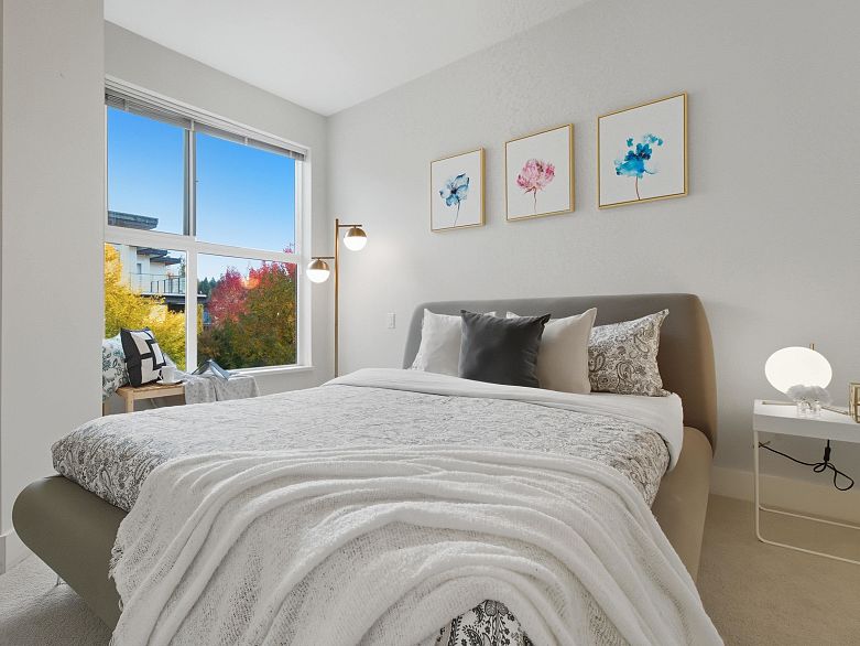 303 5928 Birney Avenue