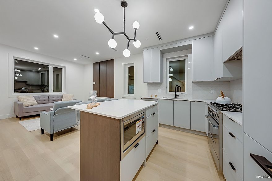 1 6730 Heather Street