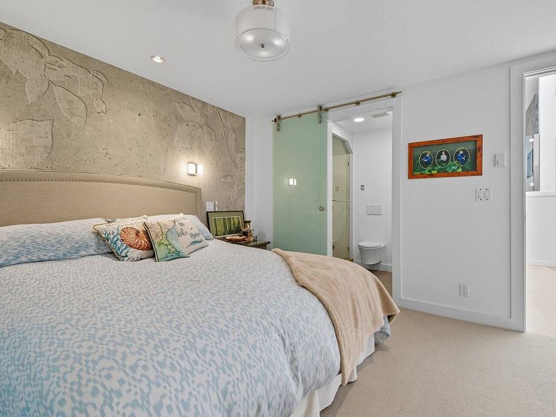 1645 Stephens Street