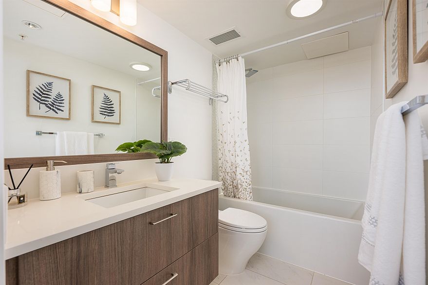 907 6383 Cambie Street