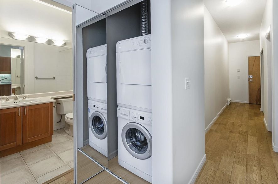 305 2688 Vine Street