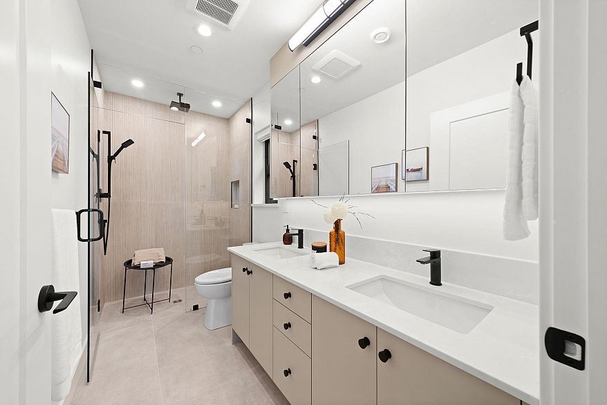 1 2247 Parker Street