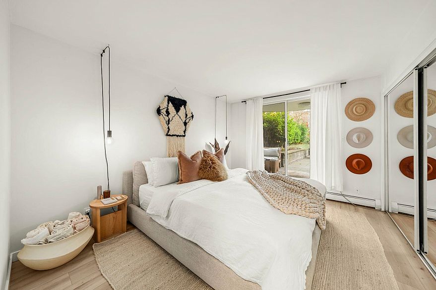 302 1438 W 7th Avenue