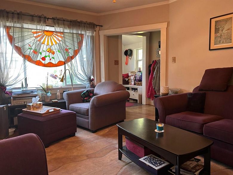 3474 Franklin Street