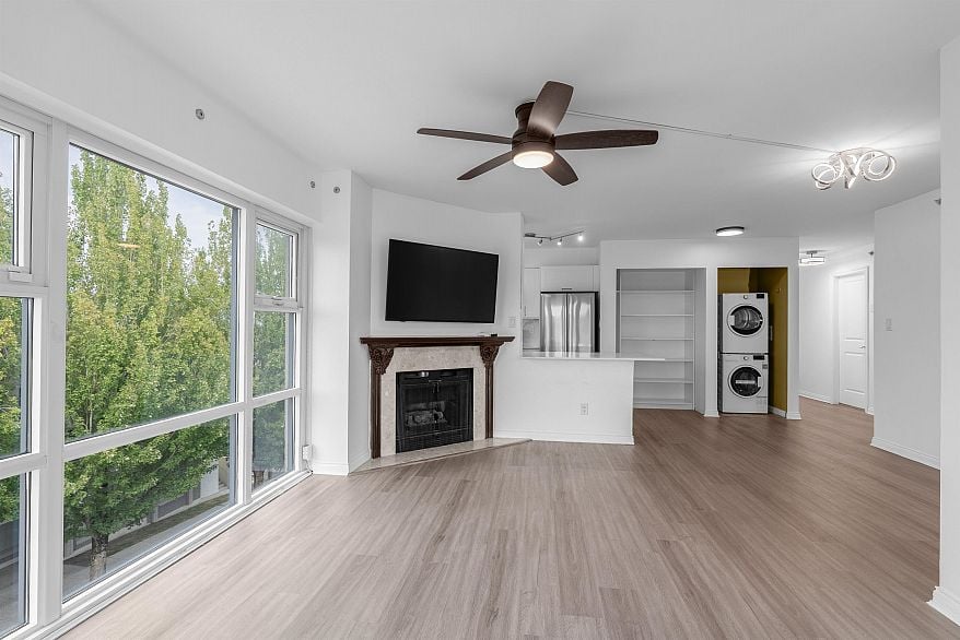 PH6 4868 Fraser Street