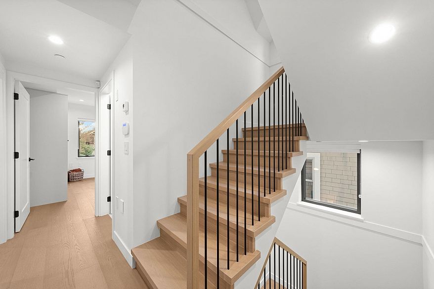 1 2247 Parker Street