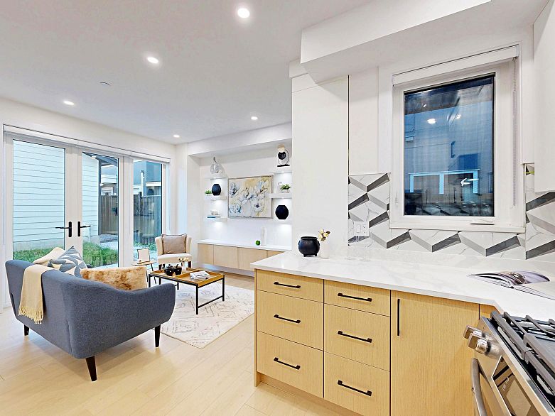 2 3425 Archimedes Street