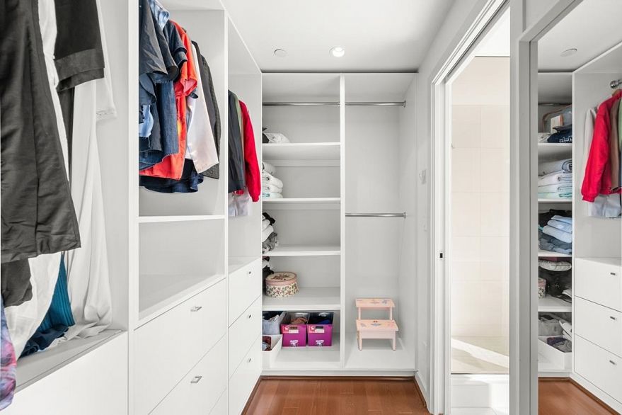 2101 1139 W Cordova Street