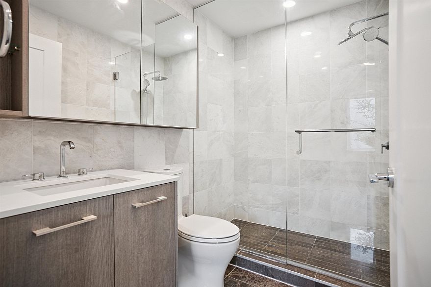 203 4932 Cambie Street