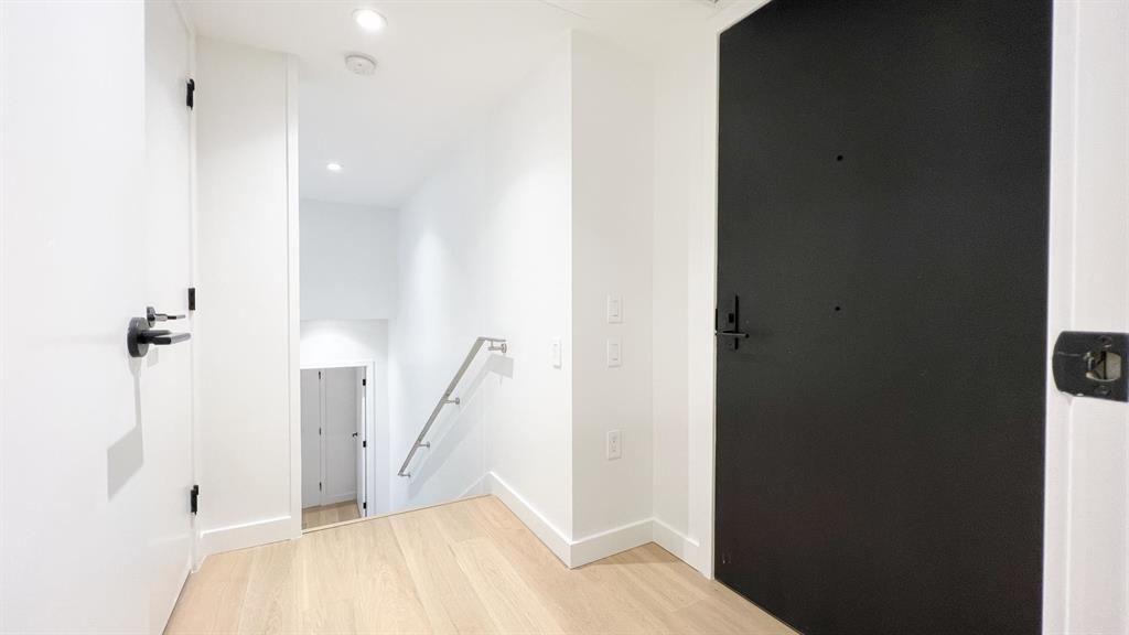 506 1365 Davie Street