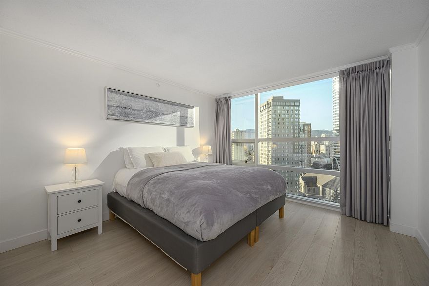 2005 1050 Burrard Street