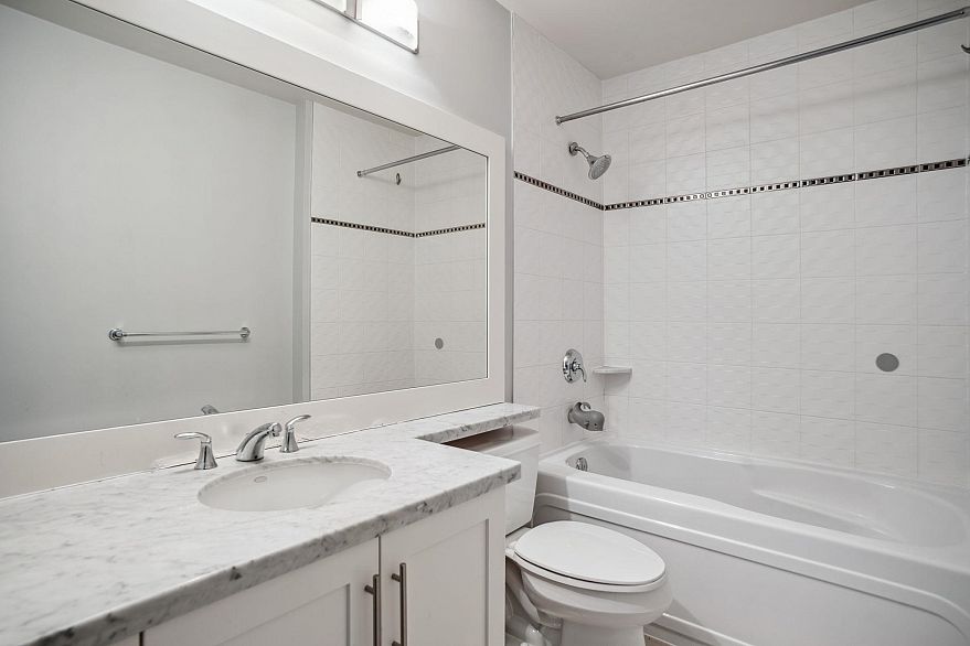 2901 1189 Melville Street