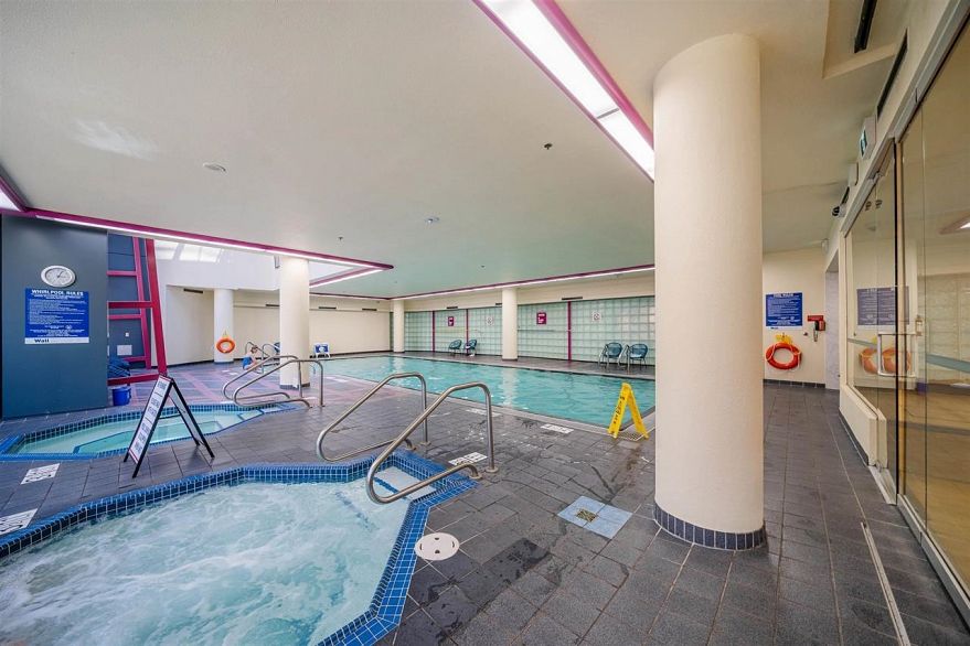 2005 1050 Burrard Street