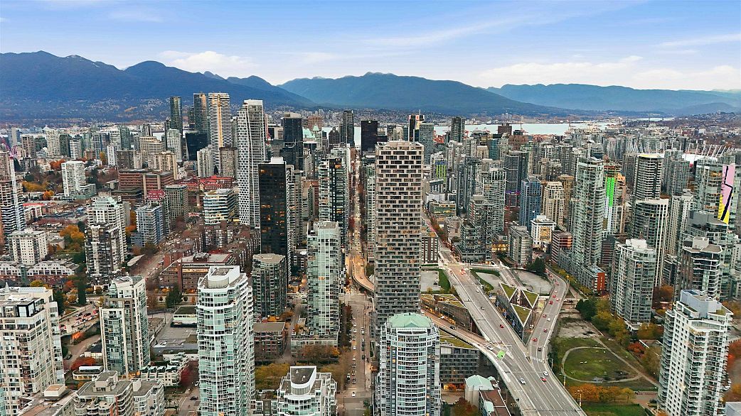 2506 1480 Howe Street