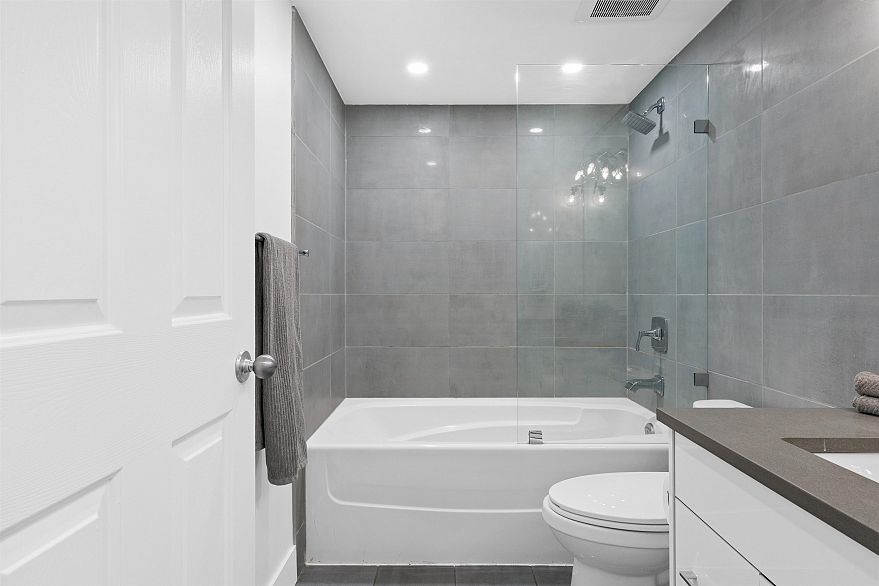 312 555 Abbott Street