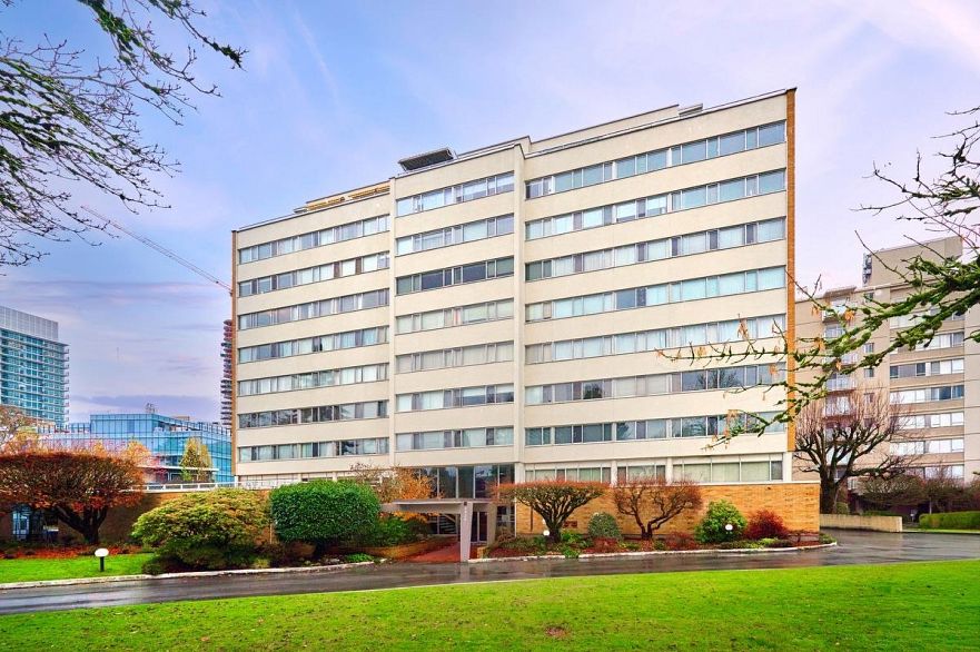 205 5926 Tisdall Street